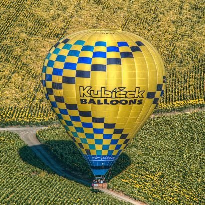 ..déjate llevar por el viento hacia el lugar de donde vienen los sueños...
Empresa andaluza de viajes, eventos y publicidad en globos aerostáticos.