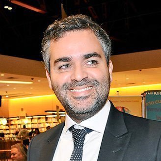 Jornalista. Colunista do Estadão. Apresentador na BandNews FM Rio. Torcedor do Flamengo e do Império Serrano.