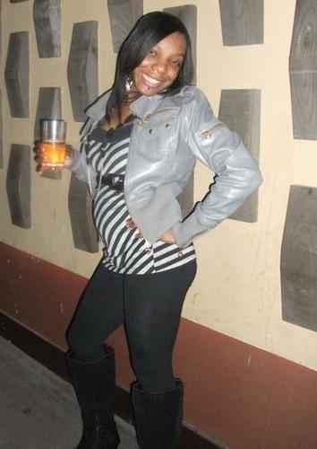 Tweet_Or_Weep's profile picture. im not a bitch im the bitch #teamfollowback #teamtaurus