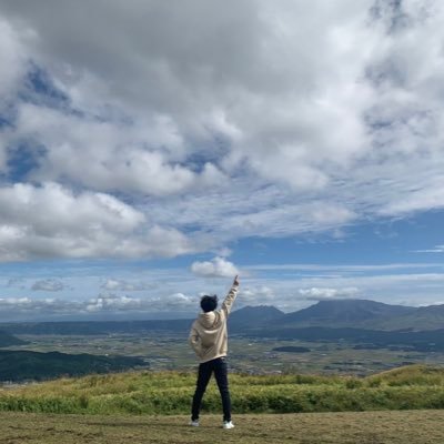 日々の生活、キャンプ、登山を中心に投稿したいと思います。奥さんはベトナム人です！よろしくお願いします。 いいね。フォロー大歓迎^_^