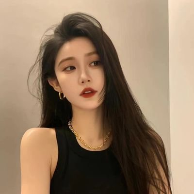 W18381457W's profile picture. 