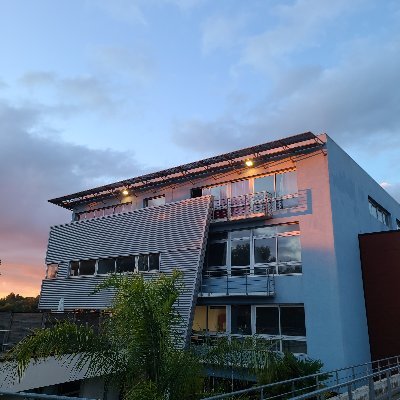 Compte officiel Lycée Léonard de Vinci - Antibes (06) pour former ceux qui construiront l’avenir