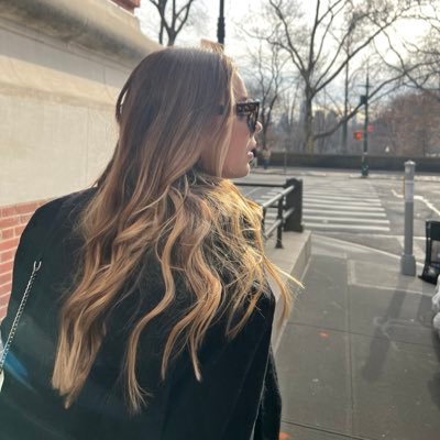 23 ans