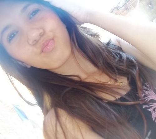 Eu não vou deixar ninguém me mautratar Quem manda em mim sou eu
E decidi não mais te amar...  u.u  ♪