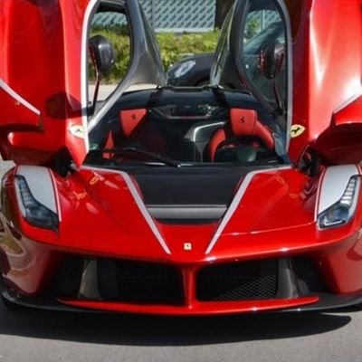 Scuderia Ferrari fan🏁🏆🇮🇹
Juventus fan⚽🏆🇮🇹