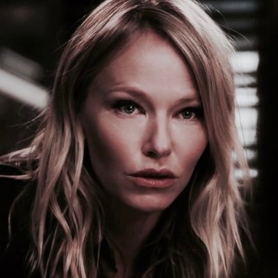 ❛ 𝗜𝘀 𝘁𝗵𝗶𝘀 𝗲𝘃𝗲𝗻 𝗿𝗲𝗮𝗹 @AttentiveLawyer? ❜ @emboldenedpoise’s blonde #parody