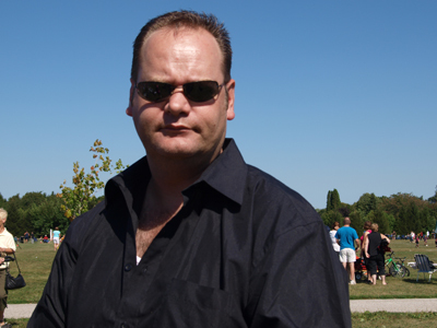 TonyJennings2's profile picture. I am currently a CNC programmer / operator, but would have loved a career in the field that I am passionate about (Web Design).