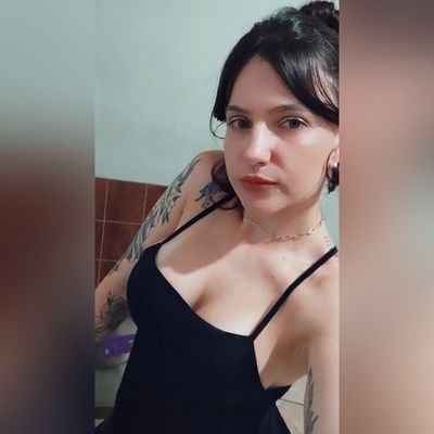 mcintia_neves's profile picture. 