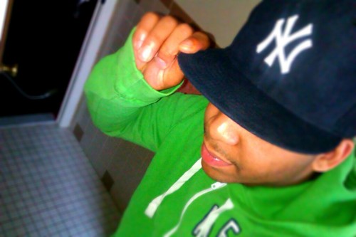 MoneyCuffinRay's profile picture. These niggas aint seein me, My reflection has a hard time bein me... Niiiice