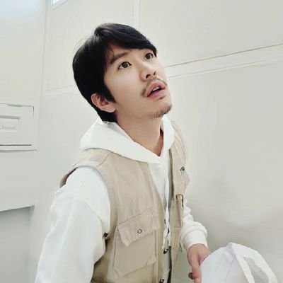 khunnoteJ's profile picture. 