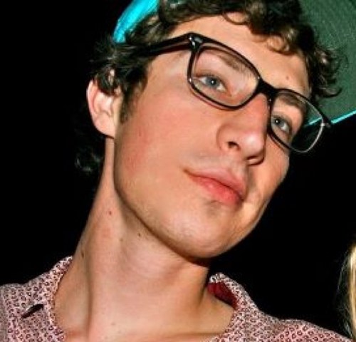 DirtyDrew512's profile picture. L