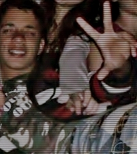 .       twitter hackeado : @_arthurmazz ¬.¬*     . clica em follow ? clica vai ! .