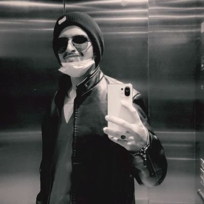 realestda7m's profile picture. ||
ما بين طب الأسنان والأفلام أتردد🦷🔄🎬