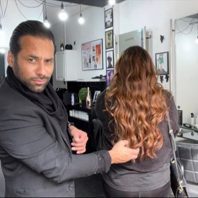 Hairstylist creating beautiful hair worldwide, featured in International Business Times & Outlook India 2022.