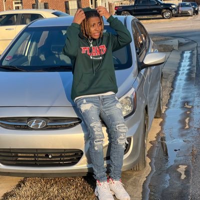 J2Aniya's profile picture. Future Athletic Trainer 💪🏽 334📍