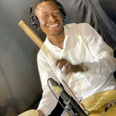 A Professional drummer 🥁. Available for Music concert 🎵, Live Recordings, GIGS