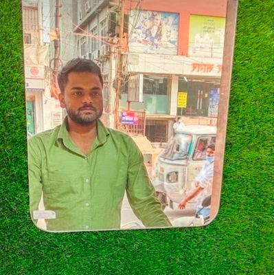 AshishChitu's profile picture. Creating a life, I love.