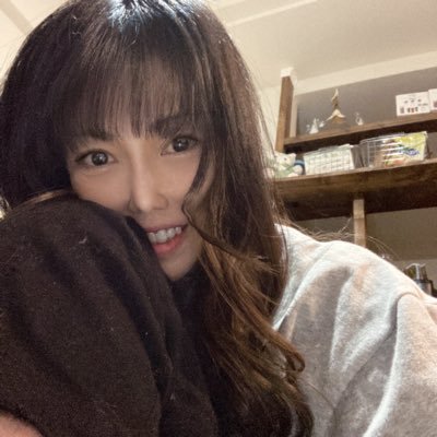 Yn2qyGEagFwKnOd's profile picture. 931.sol盟主のはっちーです。辞める前に日本人で集まろうよ！。引退する前に必ず連絡をしてみてね✨YouTube 🐰ふぃるのラストシェルターのはっちだぉ･:*:･(*´艸`*)･:*:･。