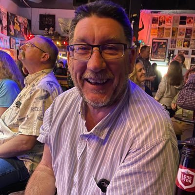 cdleaden's profile picture. 