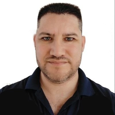 Emprendedor de Nacimiento y un firme apasionado de la tecnología e innovación el el segmento Forex, Criptográfico, Blockchain, Marketing Digital, Hadware