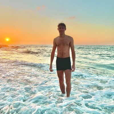 petrenrom's profile picture. I graduated from the University of Physical Education, I am trying myself in the world of computer technologies. Engaged in recruiting and programming