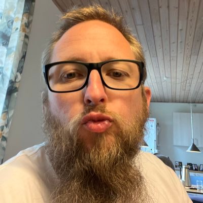 TLM814's profile picture. 