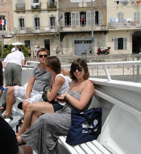 itsmarinexo's profile picture. Hello World !!!
Marine aka La Fouine, aime la musique, l'aventure ect ect!!!