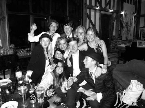 Mikeyp3105's profile picture. 