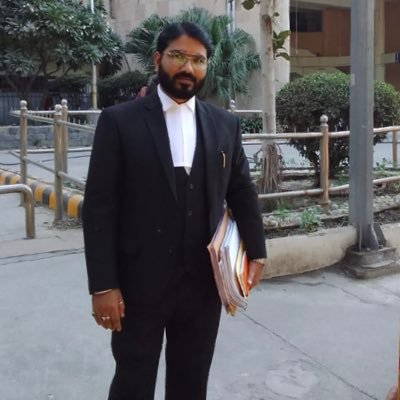 Lawyer by profession / कुछ लिखने की ख़्वाहिश ✍️/ Social Activist /RSS.Org/ मैथिल / #HinduEcosystem / राष्ट्र सर्वोपरि 🇮🇳