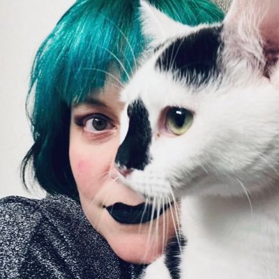 Jen Vaughn 👻さんのプロフィール画像