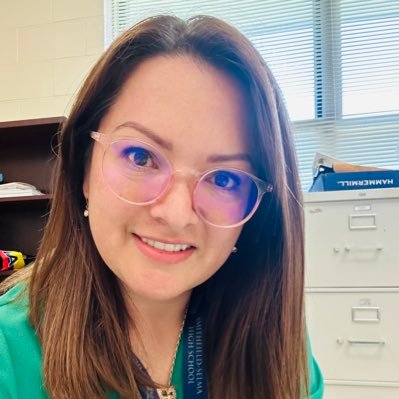 PhD. Candidate in Education. Master in Neuropsychology and Education. Esp. in Ethics and Pedagogy. BA. in Modern languages, English and Spanish.