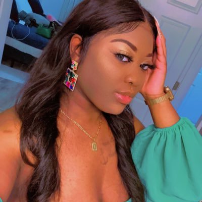 leo ♌️🥂. florida girl ☀️👙. #FAMU graduate x 2 🧡💚. snapchat: lovemekaonly 💋
