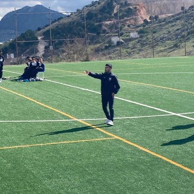 TSAAFD | Graduado en Ciencias del Deporte | Máster en Educación | Entrenador de fútbol UEFA C | Fútbol formativo 🥅 | ⚽️💪🏽🏃🏽‍♂️