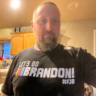 TimHowa31315396's profile picture. 