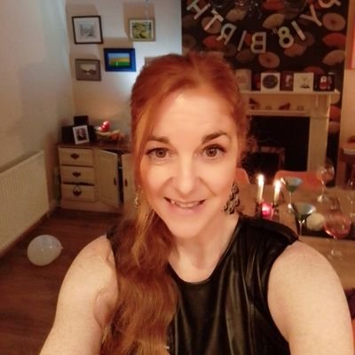 Dr Tara Webster-Deakin Profile