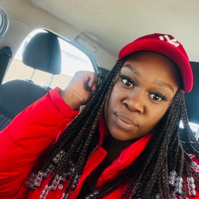 Manyon1Hlengiwe Profile Picture