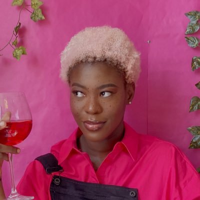 thematriarchist's profile picture. 📍🇳🇬🇬🇧 Lifestyle Content Creator, Ambivert, Vibes | I will add more as I learn about myself