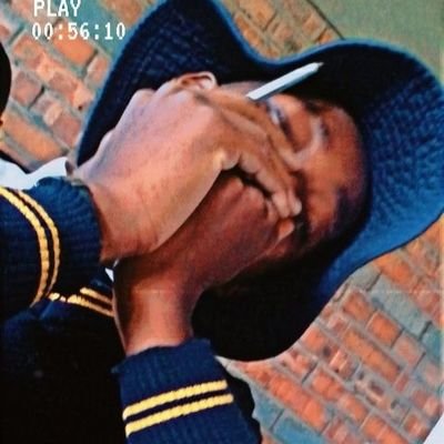 dennis_tavonga's profile picture. 🇿🇼♡

Chelsea 💙