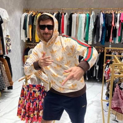 Tweets rubbish about crypto things he knows nothing about. Expect $BTC $ADA $ETH $QNT $ICP $MATIC $PYR $GALA things, sometimes.