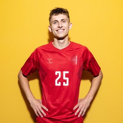 @Eintracht  ユースも少し追ってます