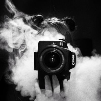 📸 Fotografin aus dem Saarland ✨ Portraits, Bands, Events & Konzerte 🎨 Grafikdesignerin für kreative Projekte