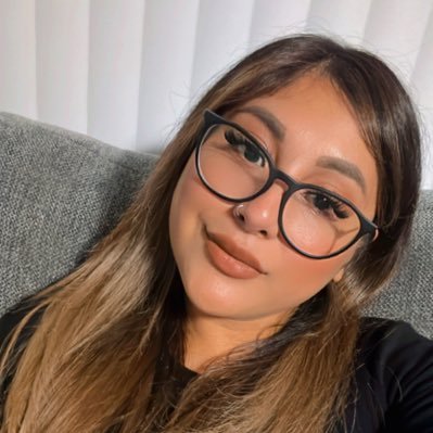 Oopstracy's profile picture. 