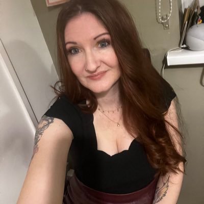 JujuLiz30's profile picture. Biomedical Science graduate - Cardiff Met | Reproductive Technologist - WFI Neath.