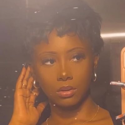 xoleigh_'s profile picture. 🇭🇹 // ♌️♑️♓️ // sweet n sour 🤭🍬