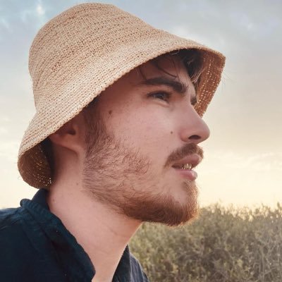 Leon0xberg's profile picture. 