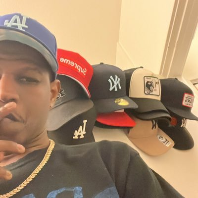 therealpresto97's profile picture. i hustle I stream “