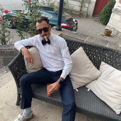 Athlète de fond et de demi-fond ; Limousin d'origine ; Amateur de glaces 🍦 #TeamL #G2A #CSPNation D'abord le sport après le reste; Dura lex,sed lex
