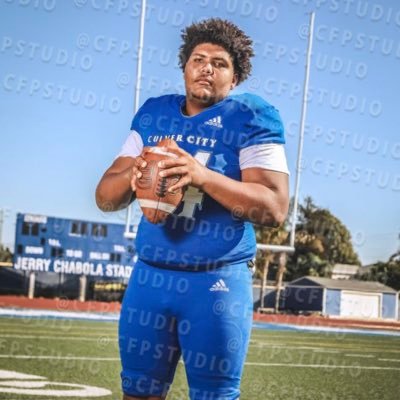 Culver City High School | C/O 2024 | GPA: 3.0 | 3⭐️| DE / DT | 6’1 295lbs | NCAA ID# 2210700665 Stay hungry and never quit
