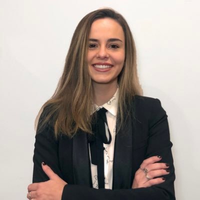 Jurista. Feminista. Tu idealista de confianza. A veces escribo, a veces analizo, otras critico y la mayoría simplemente opino.