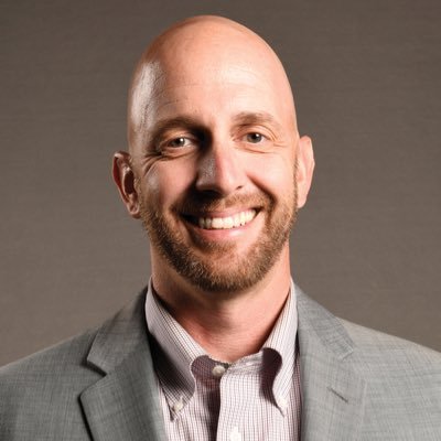 Dad | @nicollerogers1 Husband | @Gamecocksonline Exec Assoc AD | @AlexsLemonade Advocate | Alum of @GopherCCTF, @UMNews x2, @MitchellHamline & @MooreSchool